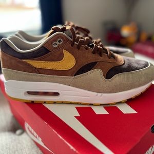 Nike Air Max 1 PRM PECAN/yellow Ochre Size 12